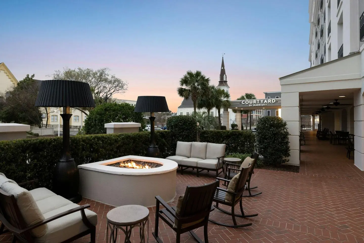 Courtyard by Marriott Charleston Historic District Terrasse