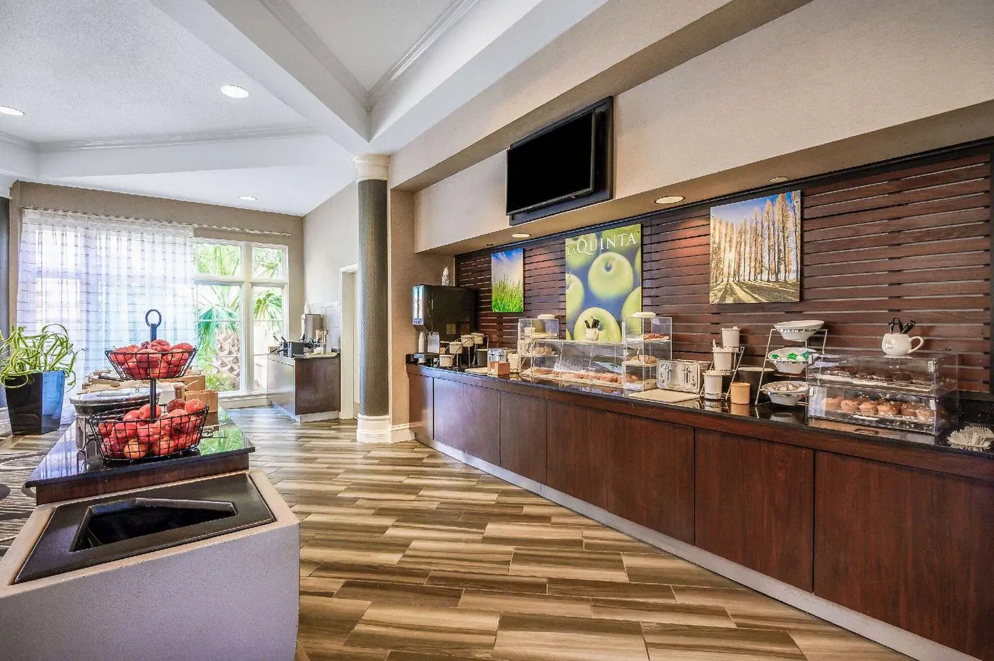La Quinta Inn & Suites Myrtle Beach Broadway Area Bar