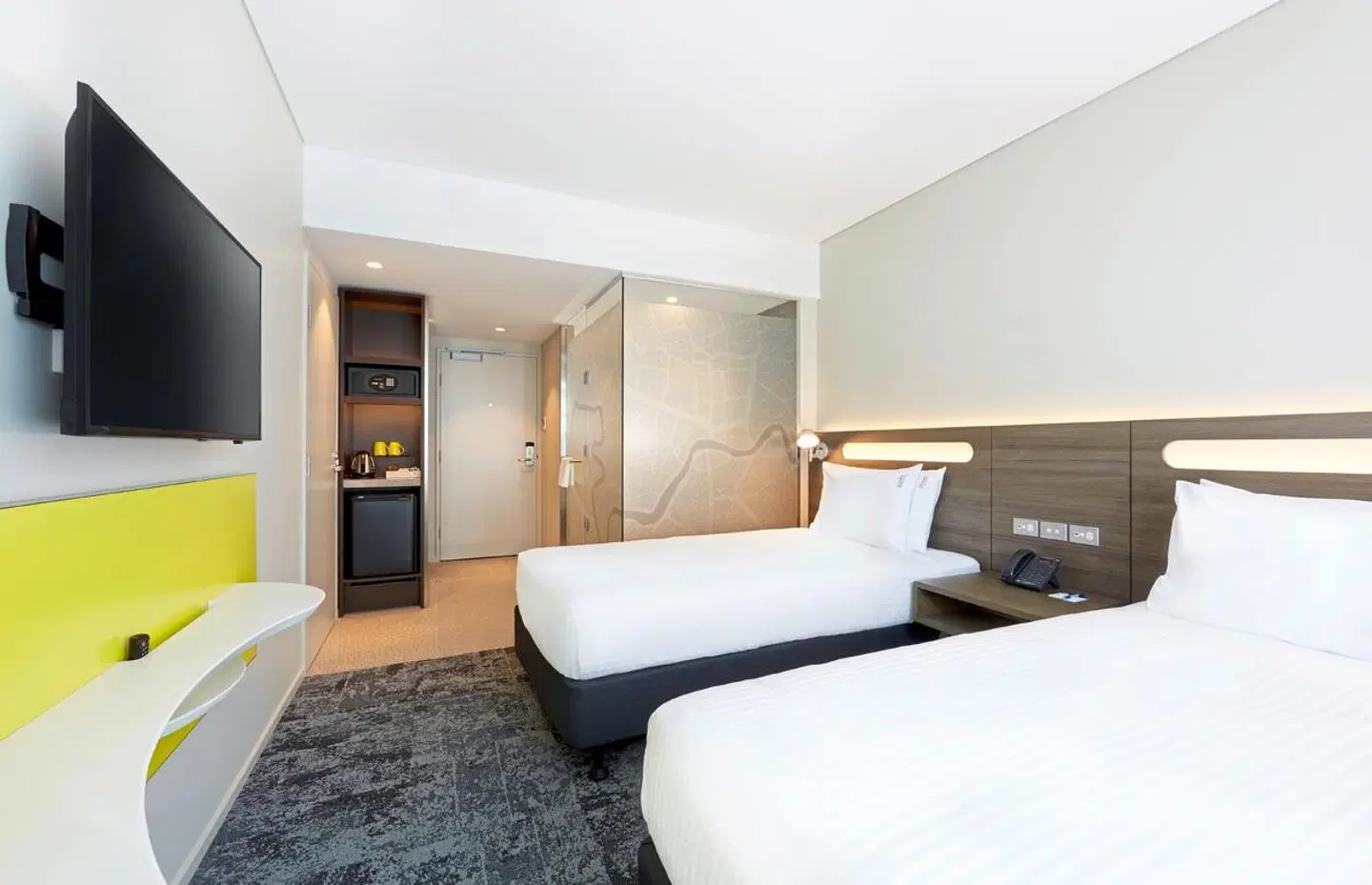 Holiday Inn Express Brisbane Central ROOM_EXAMPLE