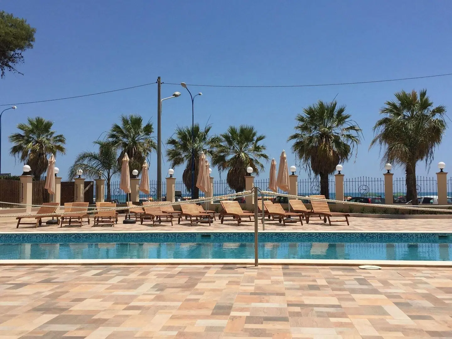 Hotel Riviera Palace OUTDOOR_POOL