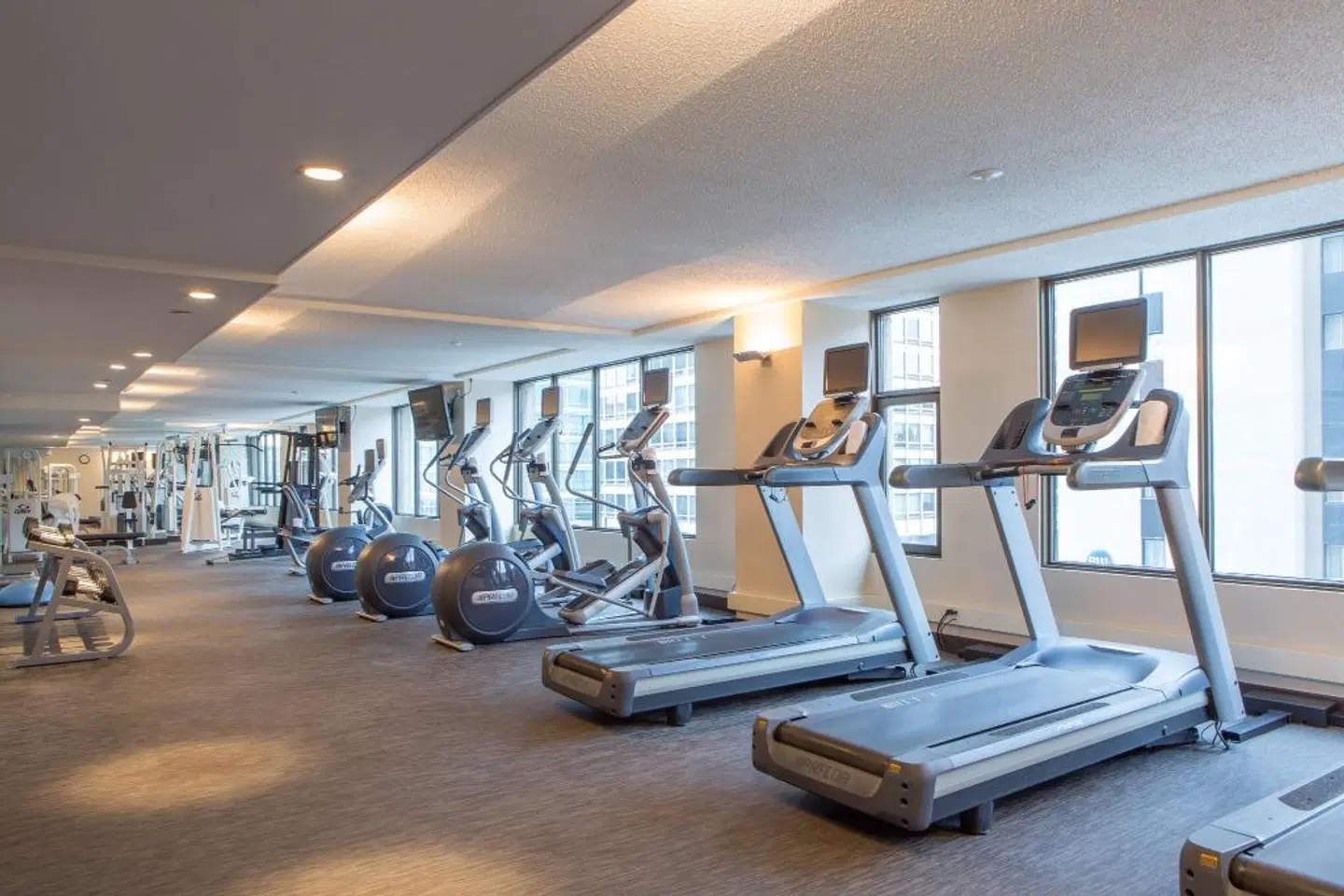 Omni Mont-Royal Hotel SPORTS_AND_LEISURE