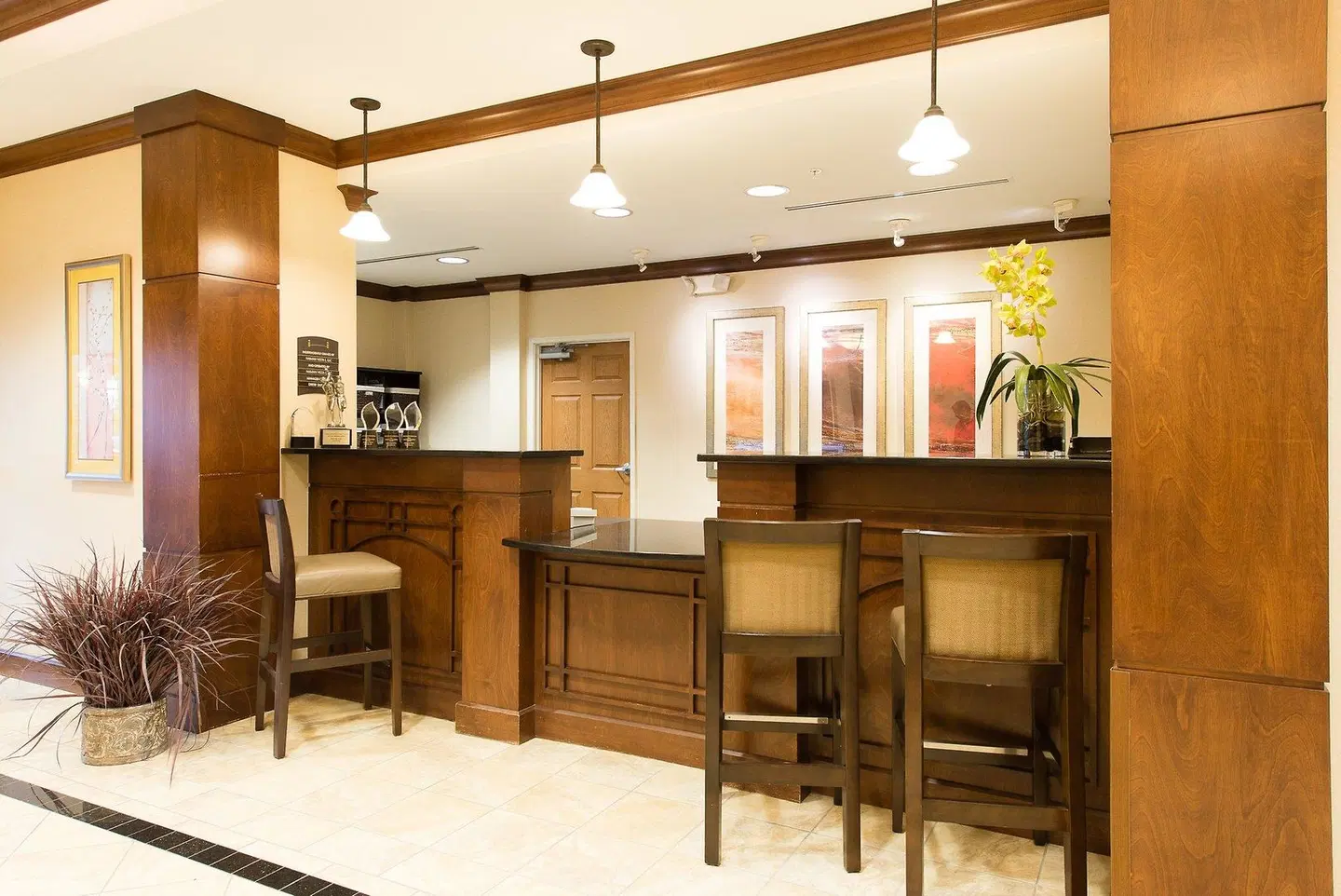 Staybridge Suites Charleston - Ashley Phosphate by IHG Bar