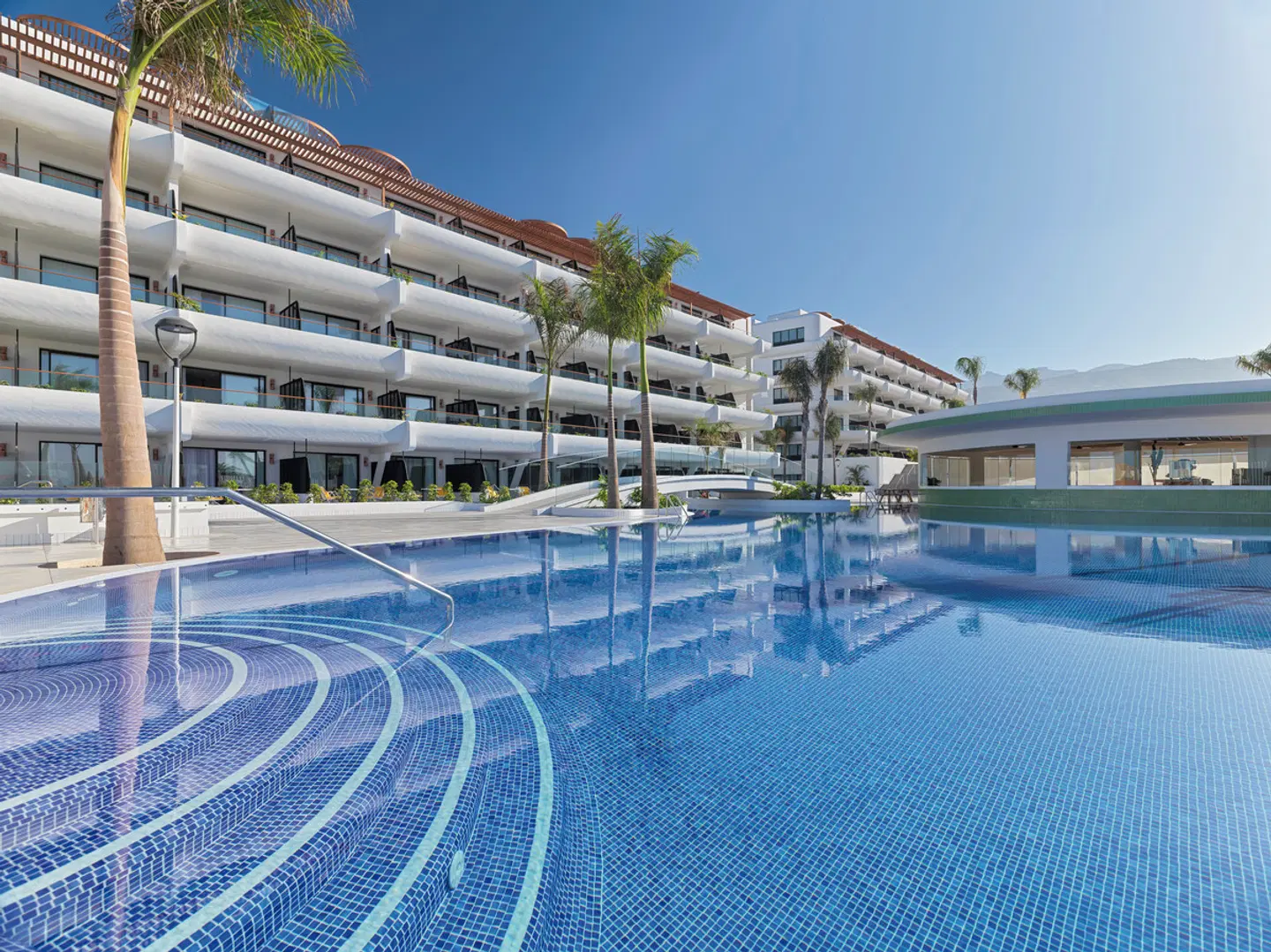 H10 Atlantic Sunset Horizons Collection OUTDOOR_POOL