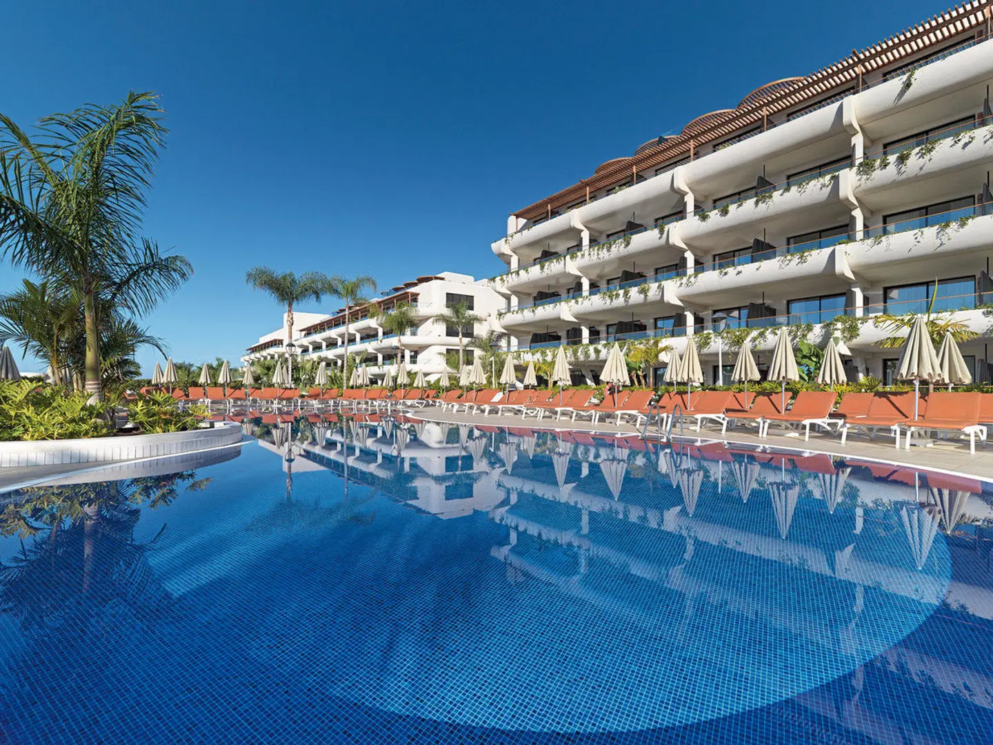 H10 Atlantic Sunset Horizons Collection OUTDOOR_POOL