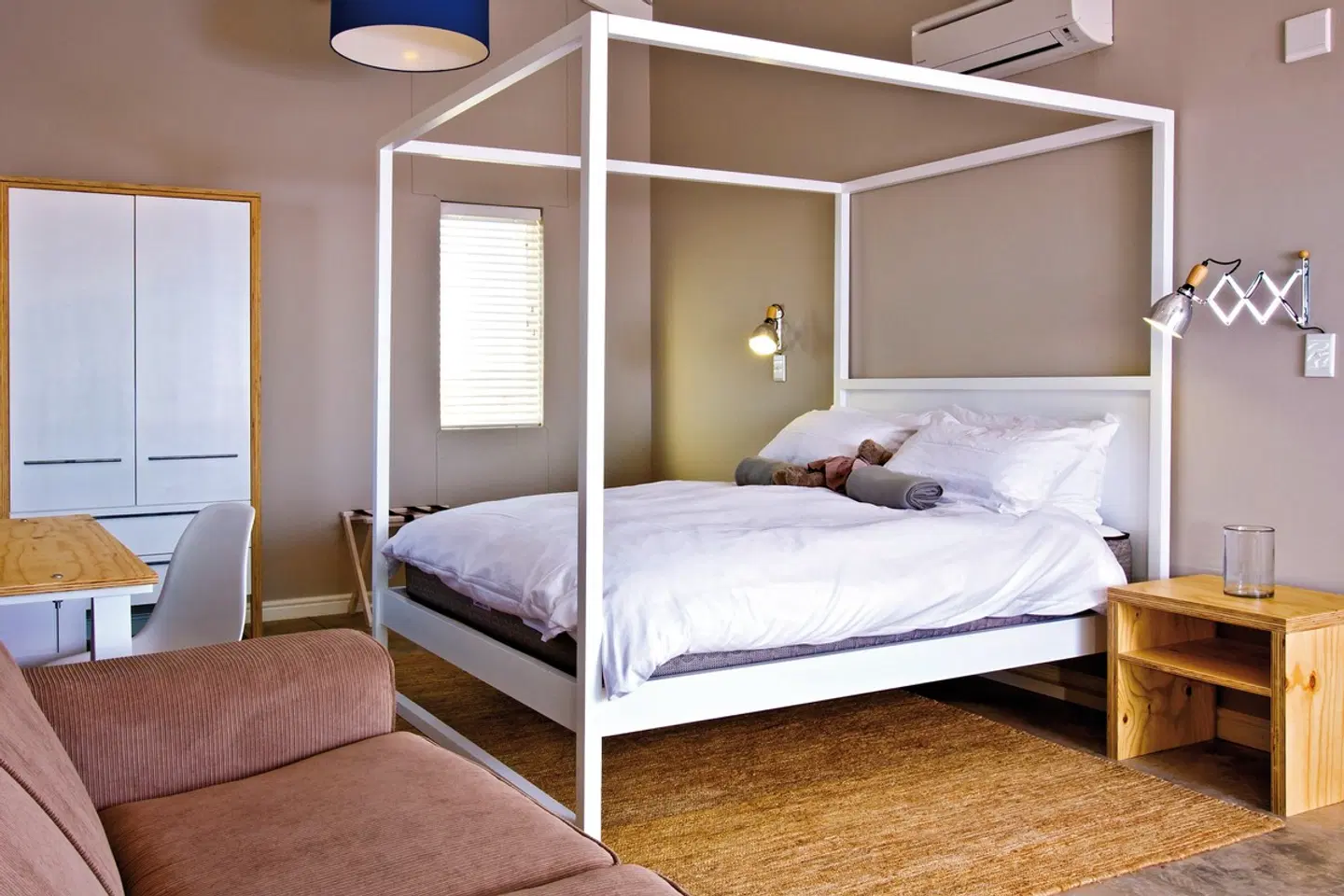 Africa Safari Lodge ROOM_EXAMPLE