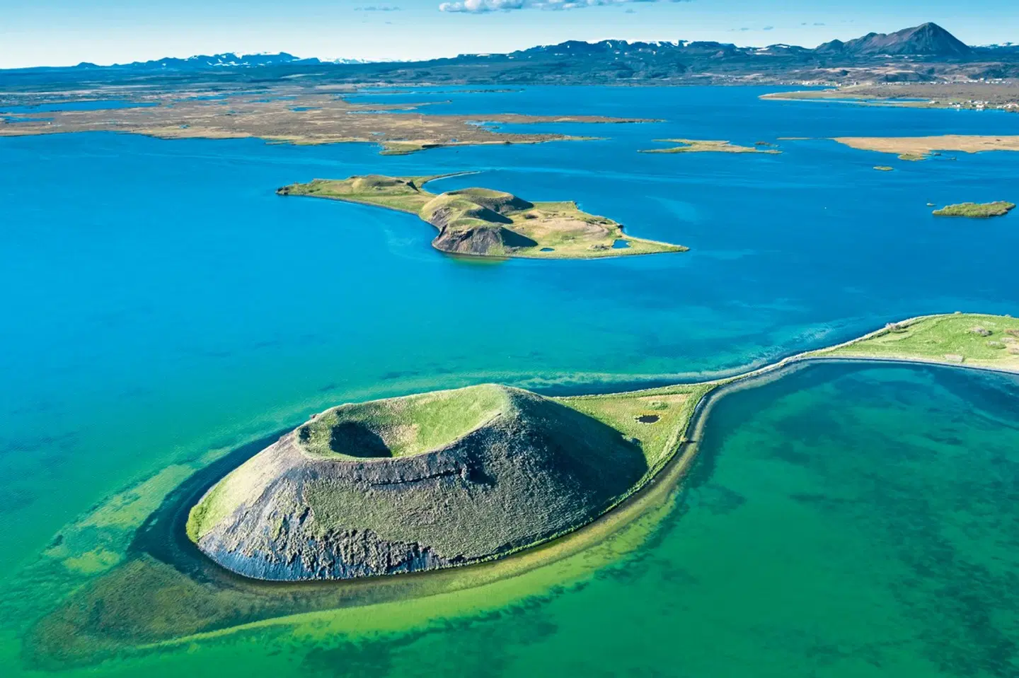 Island erleben - Gletscher, Vulkane und heiße Quellen LANDSCAPE