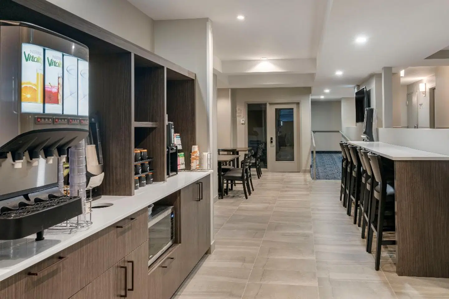 QUALITY INN CENTRE-VILLE Bar