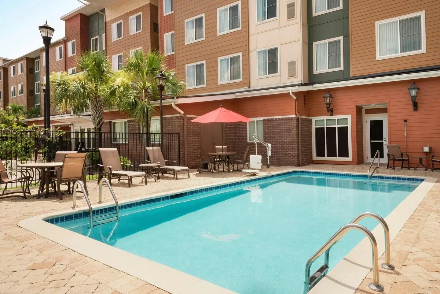 Residence Inn by Marriott Charleston North/Ashley Phosphate OUTDOOR_POOL