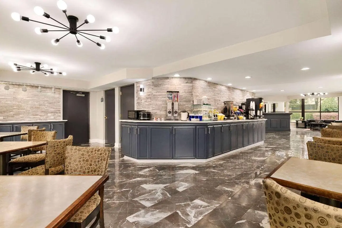 Days Inn by Wyndham Rock Hill Bar