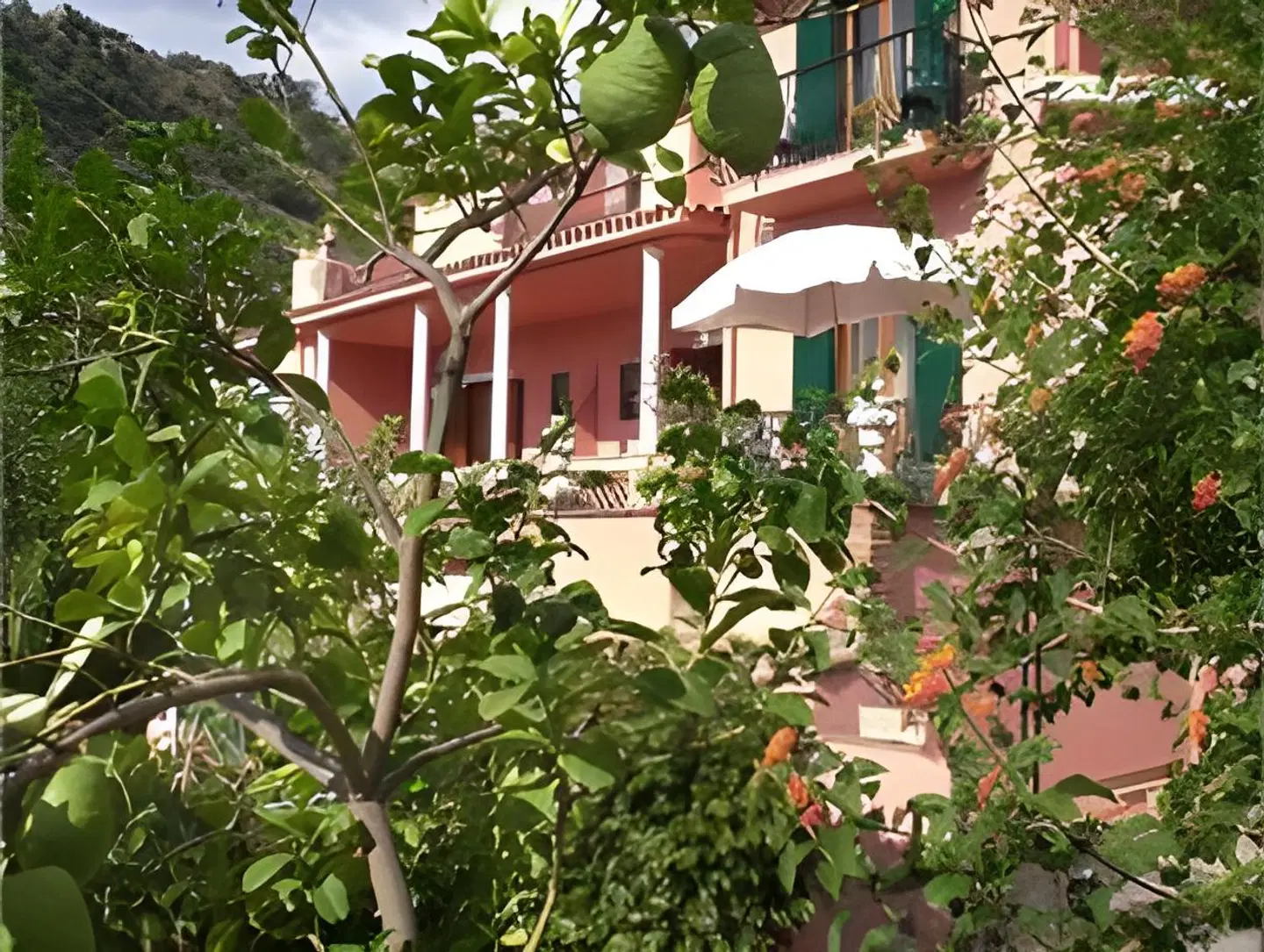 Villa Sirina EXTERIOR