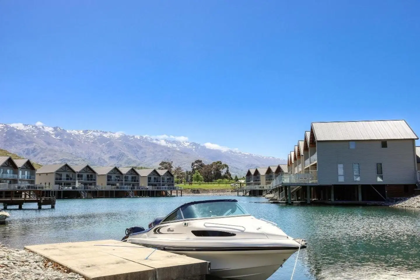 Marsden Lake Resort Central Otago OUTDOOR_POOL