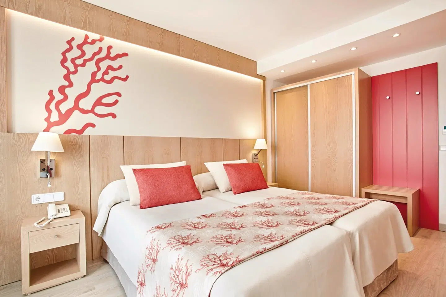 Universal Hotel Perla ROOM_EXAMPLE