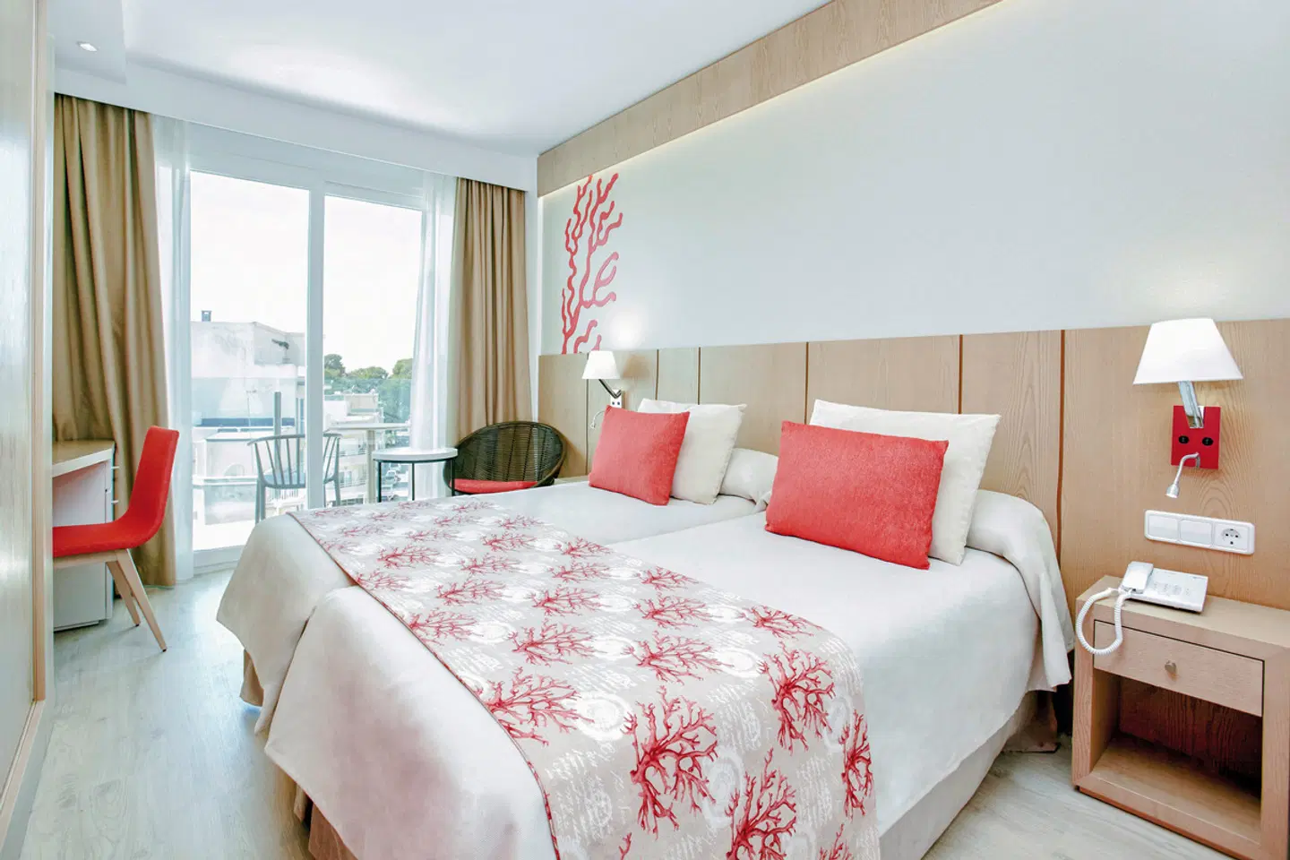 Universal Hotel Perla ROOM_EXAMPLE