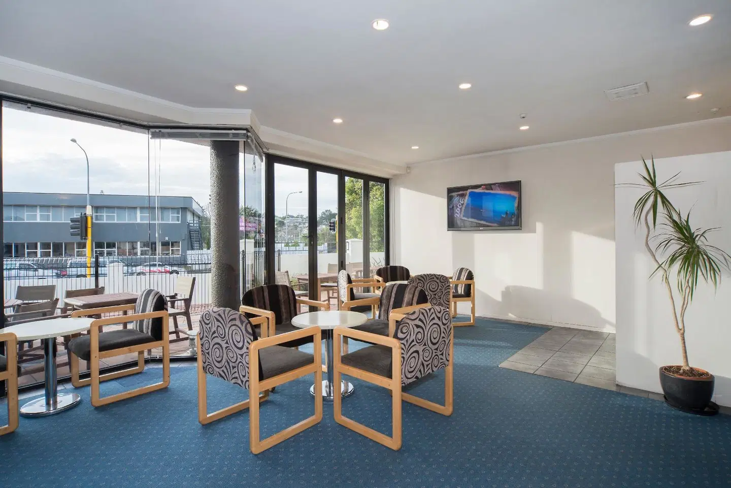 Best Western Ellerslie International LOUNGE_LOBBY