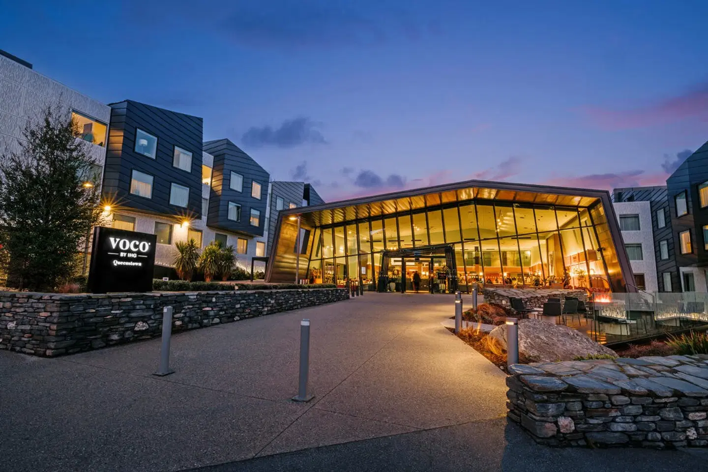 voco Queenstown Terrasse