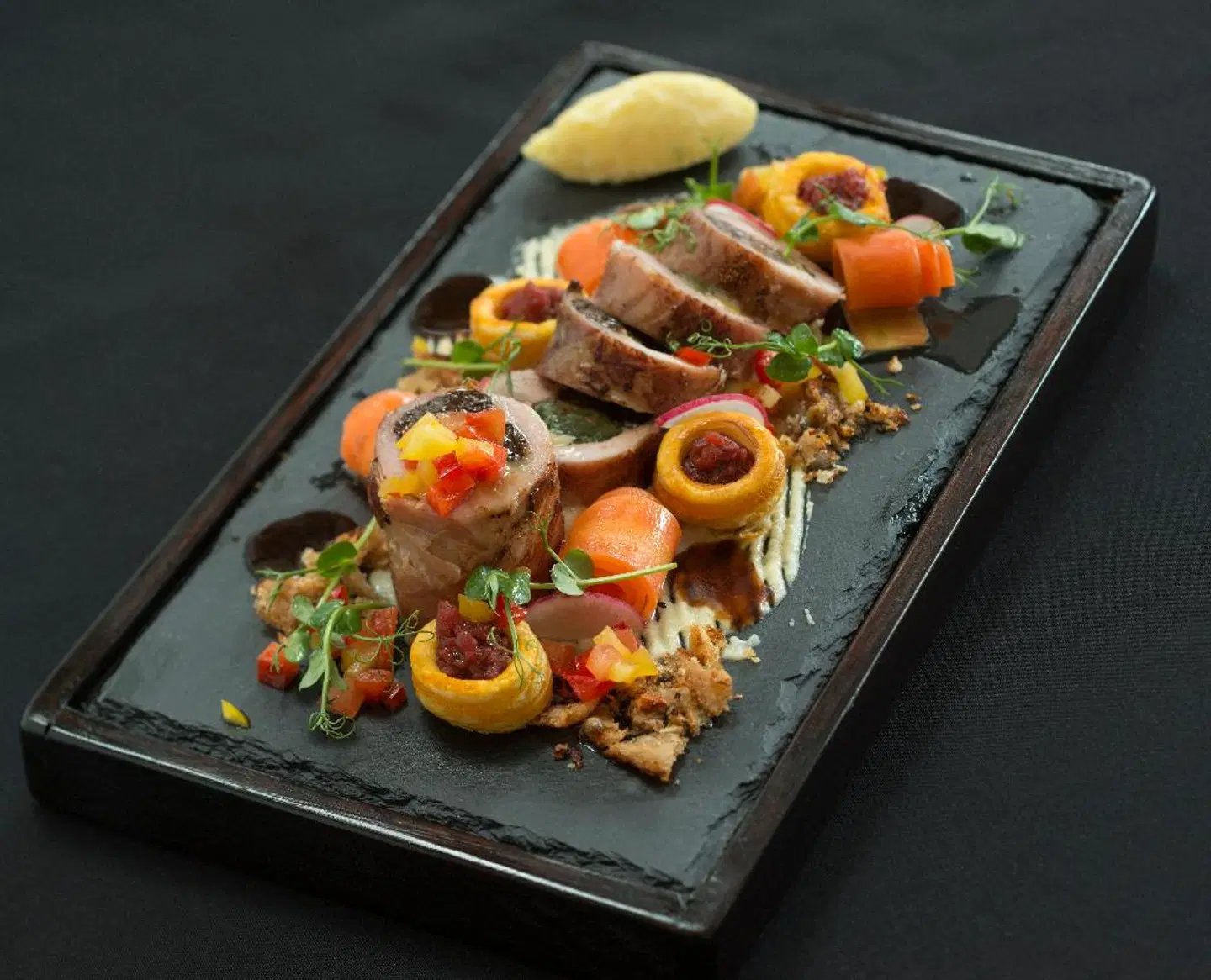 Parkside Hotel & Apartments Restaurant