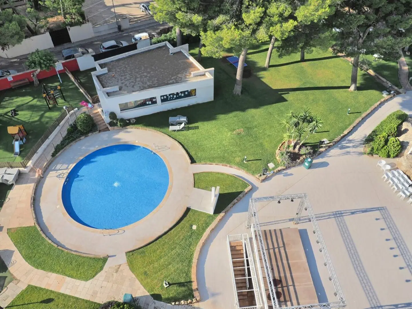 BQ Belvedere OUTDOOR_POOL
