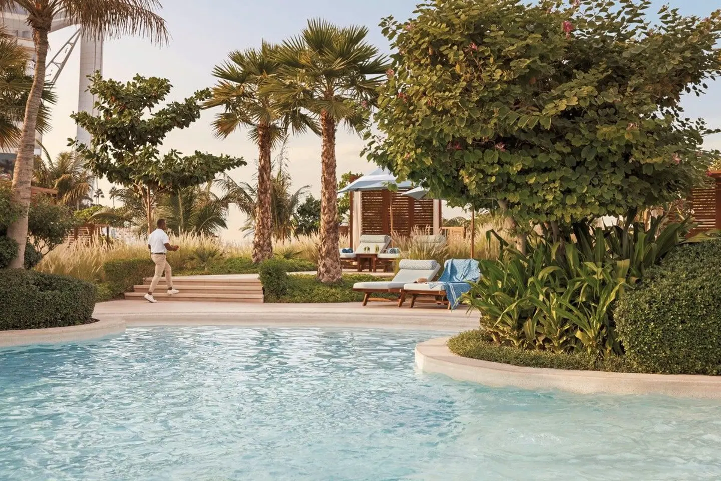 Jumeirah Beach Hotel OUTDOOR_POOL