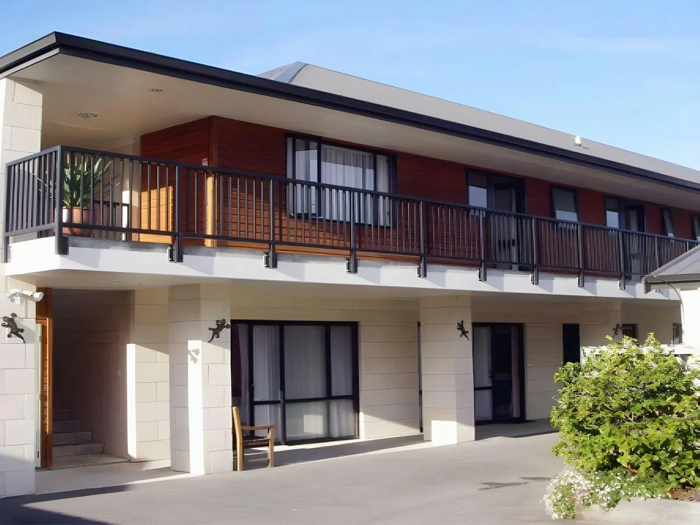 Heritage Court Motor Lodge EXTERIOR