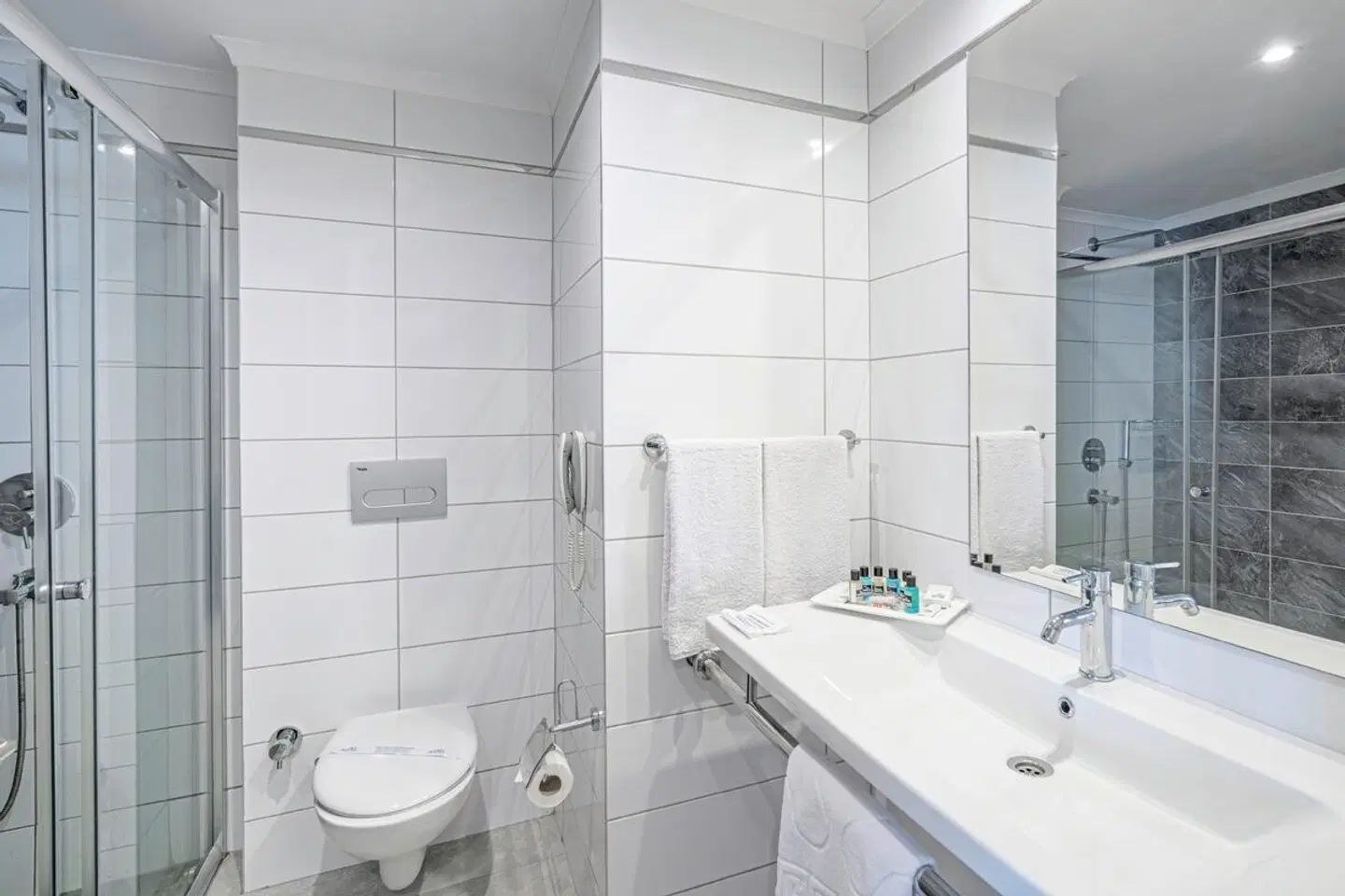 Avena Resort Hotel Badezimmer