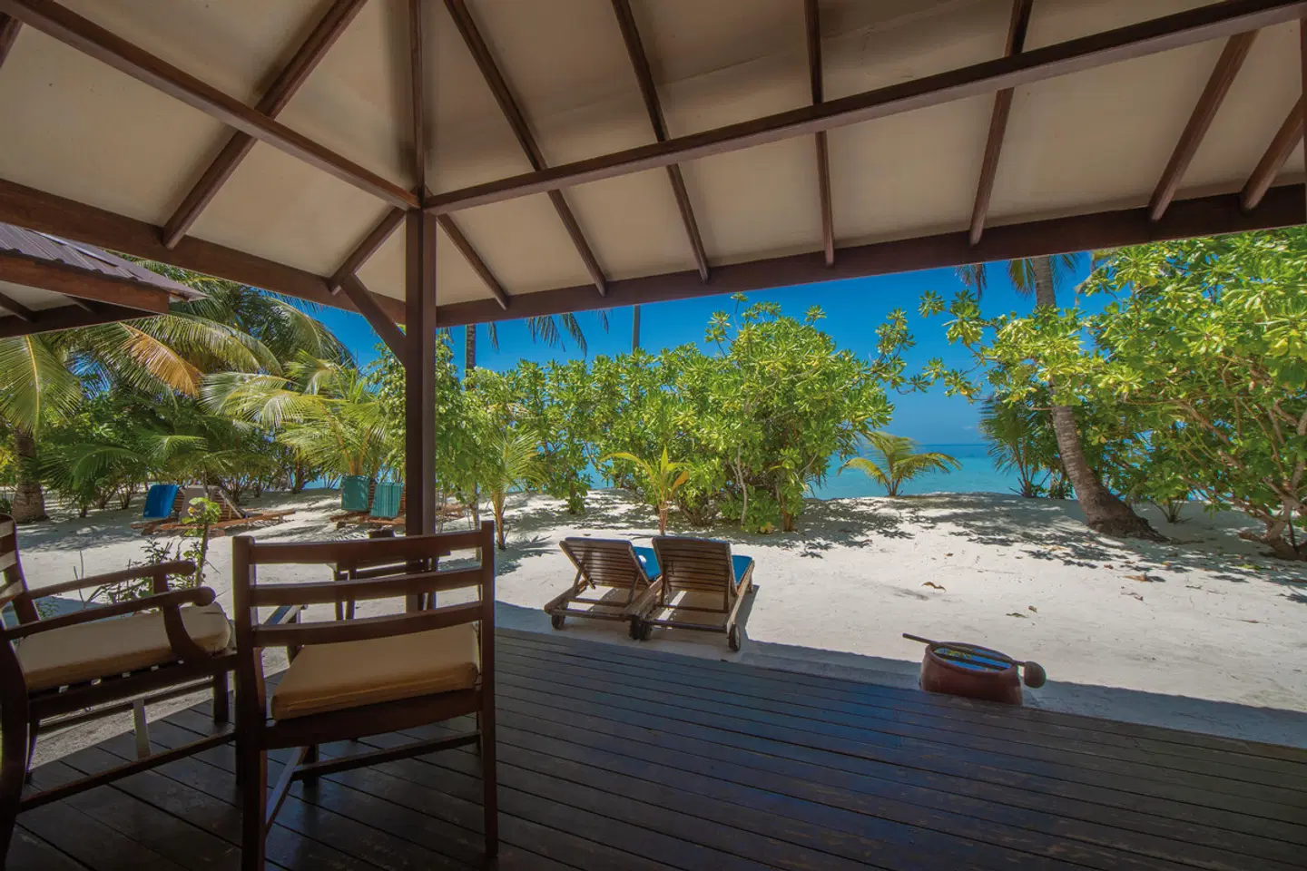 Filitheyo Island Resort Terrasse