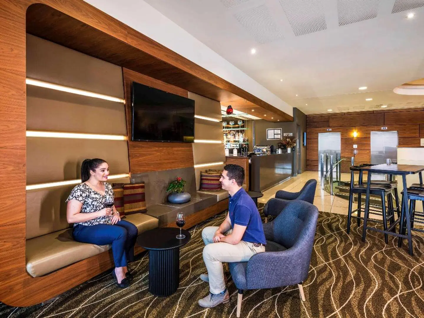 Novotel Christchurch Cathedral Square Hotel Bar