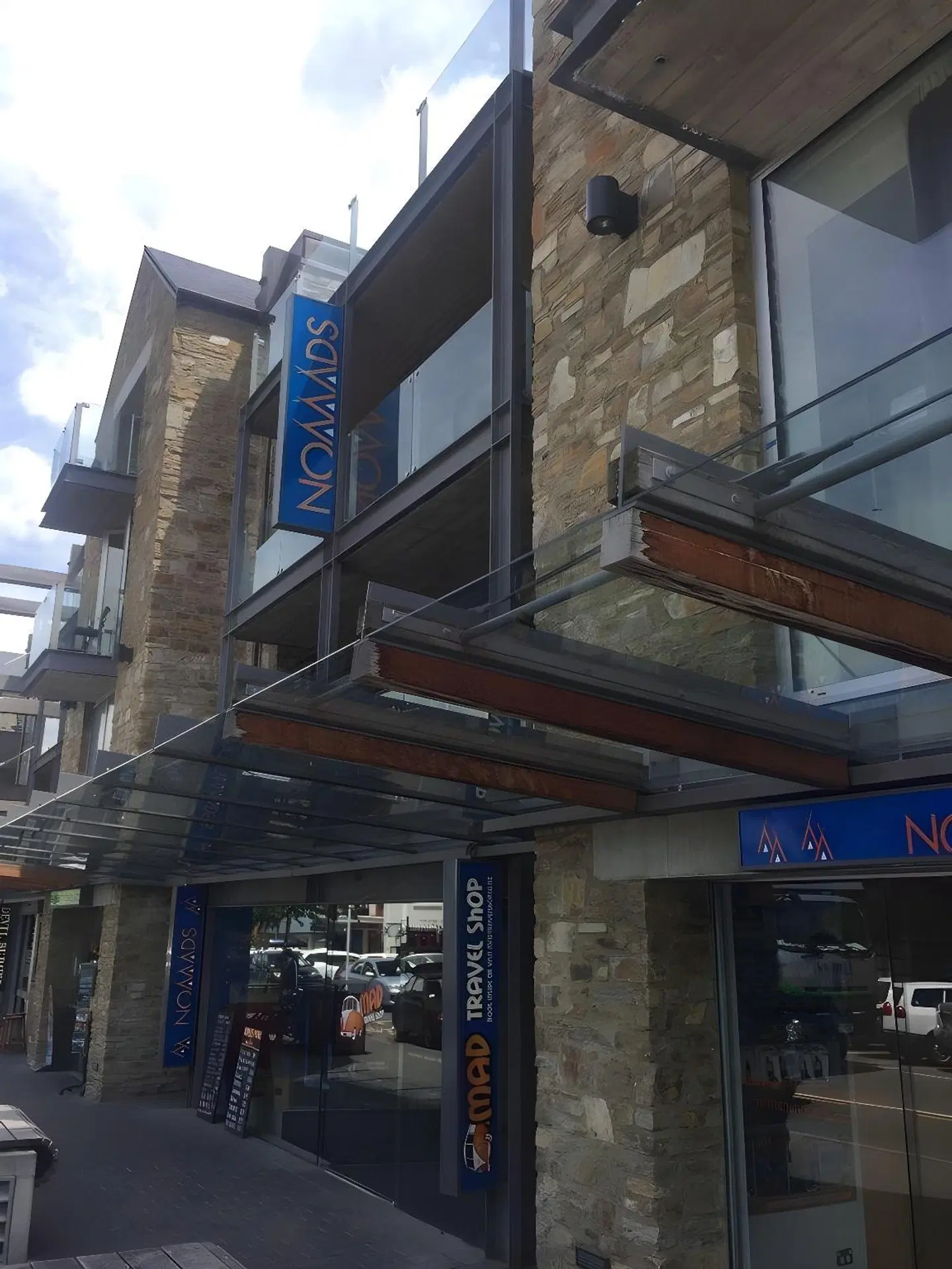 Nomads Queenstown Backpackers EXTERIOR
