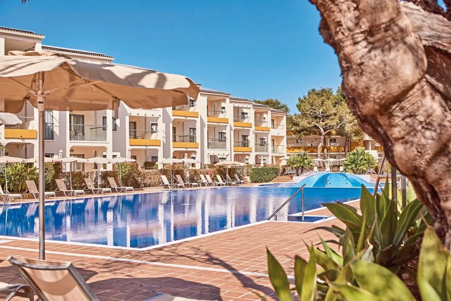 Zafiro Tropic EXTERIOR