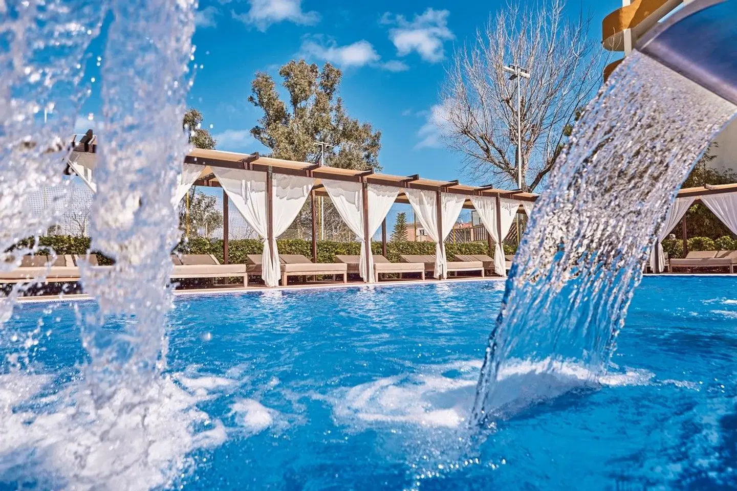 Zafiro Tropic OUTDOOR_POOL