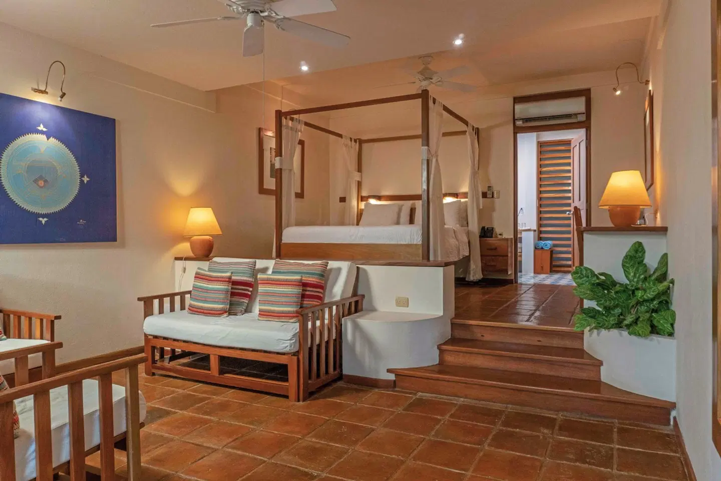 Capitan Suizo Beachfront Boutique Hotel ROOM_EXAMPLE