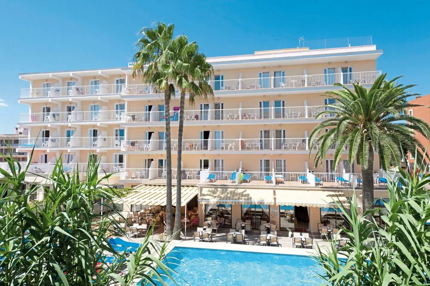 Universal Hotel Bikini EXTERIOR