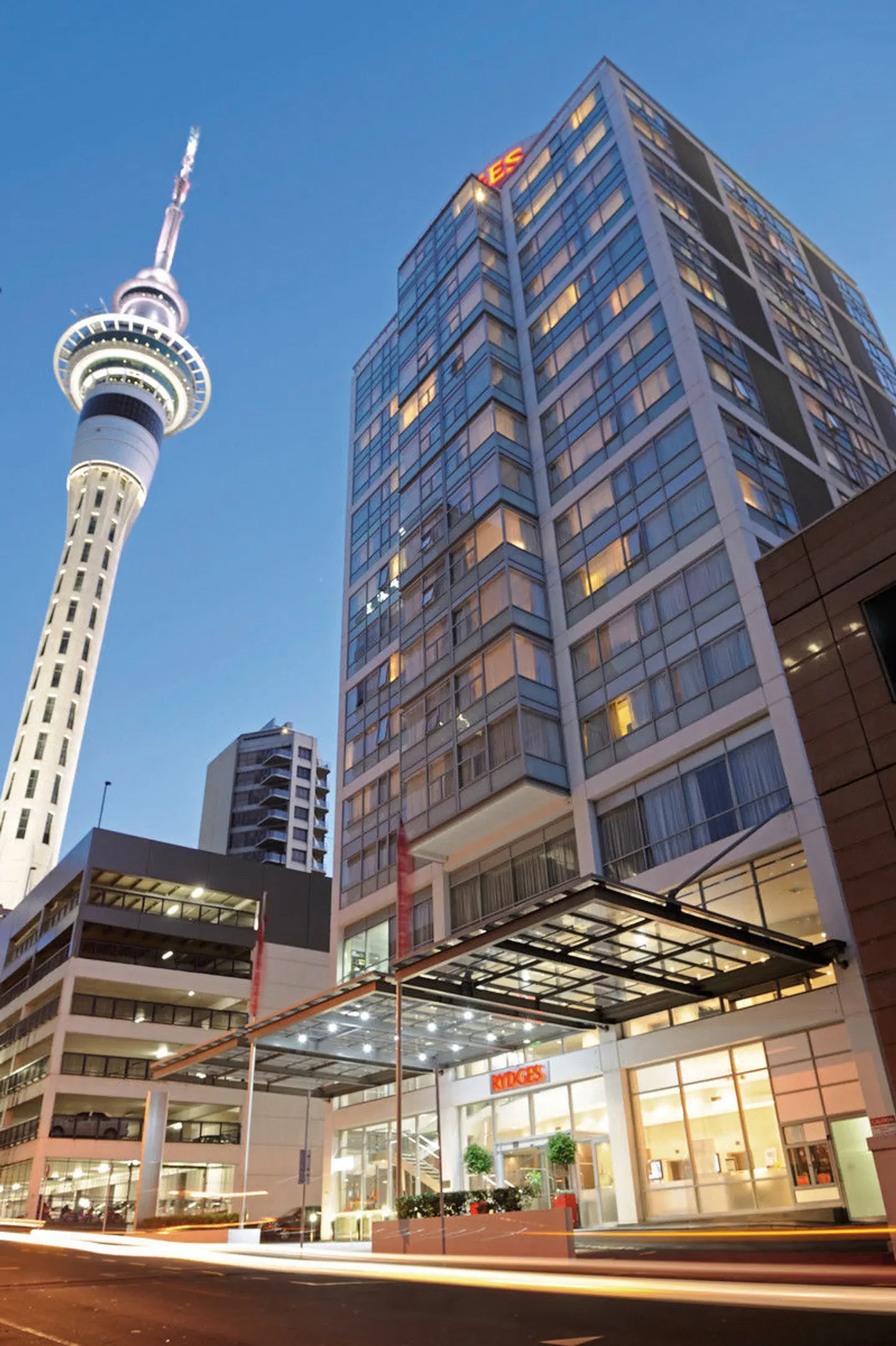 Rydges Auckland EXTERIOR