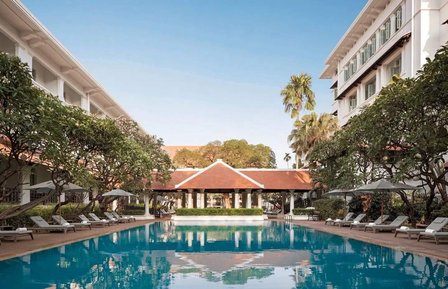 Raffles Le Royal OUTDOOR_POOL