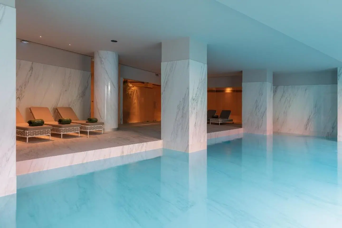 Meliá São João da Madeira Hallenbad