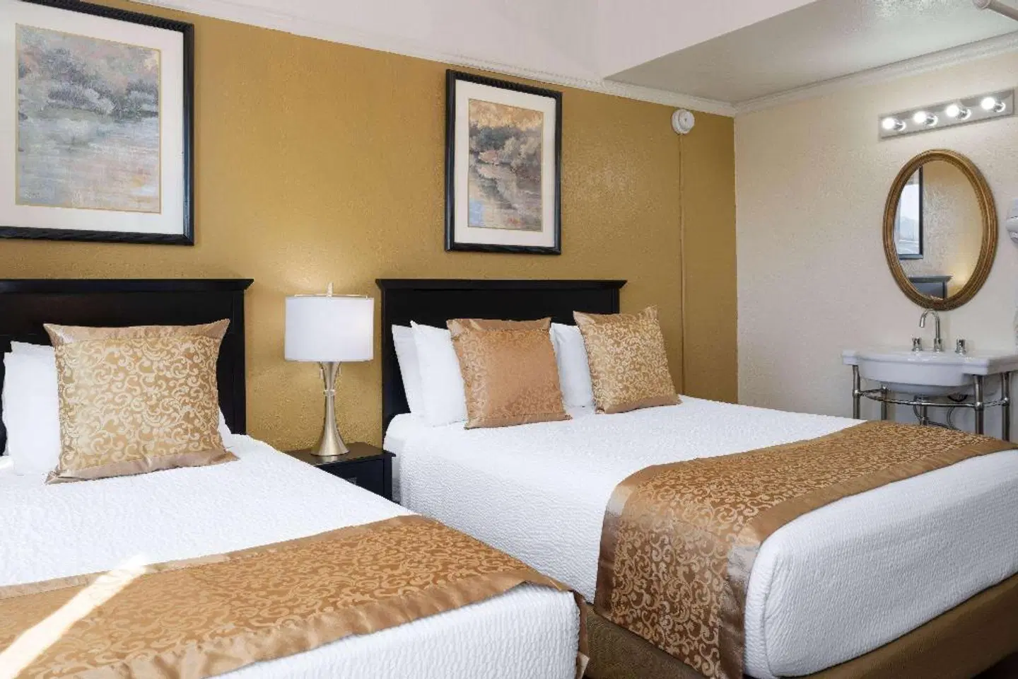 Gilmore Hotel, Trademark Collection by Wyndham ROOM_EXAMPLE