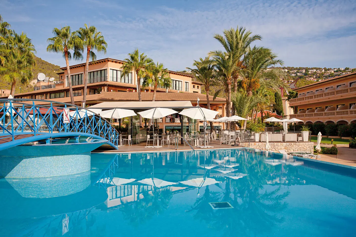 Mon Port & Spa OUTDOOR_POOL