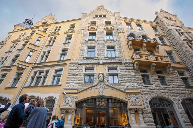 Neiburgs EXTERIOR