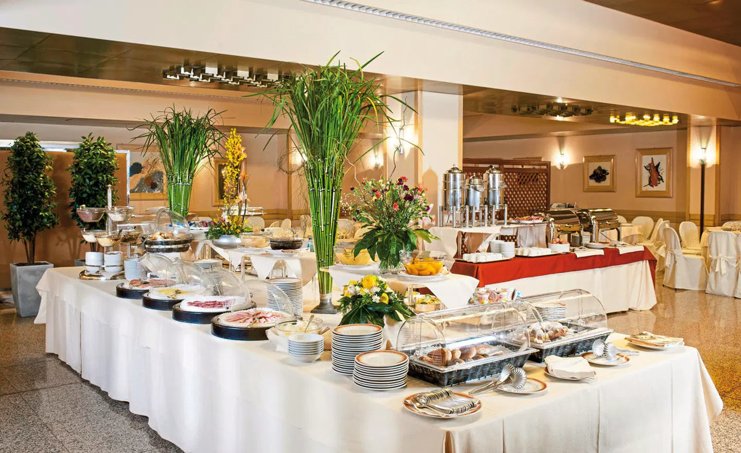Astoria Palace Restaurant