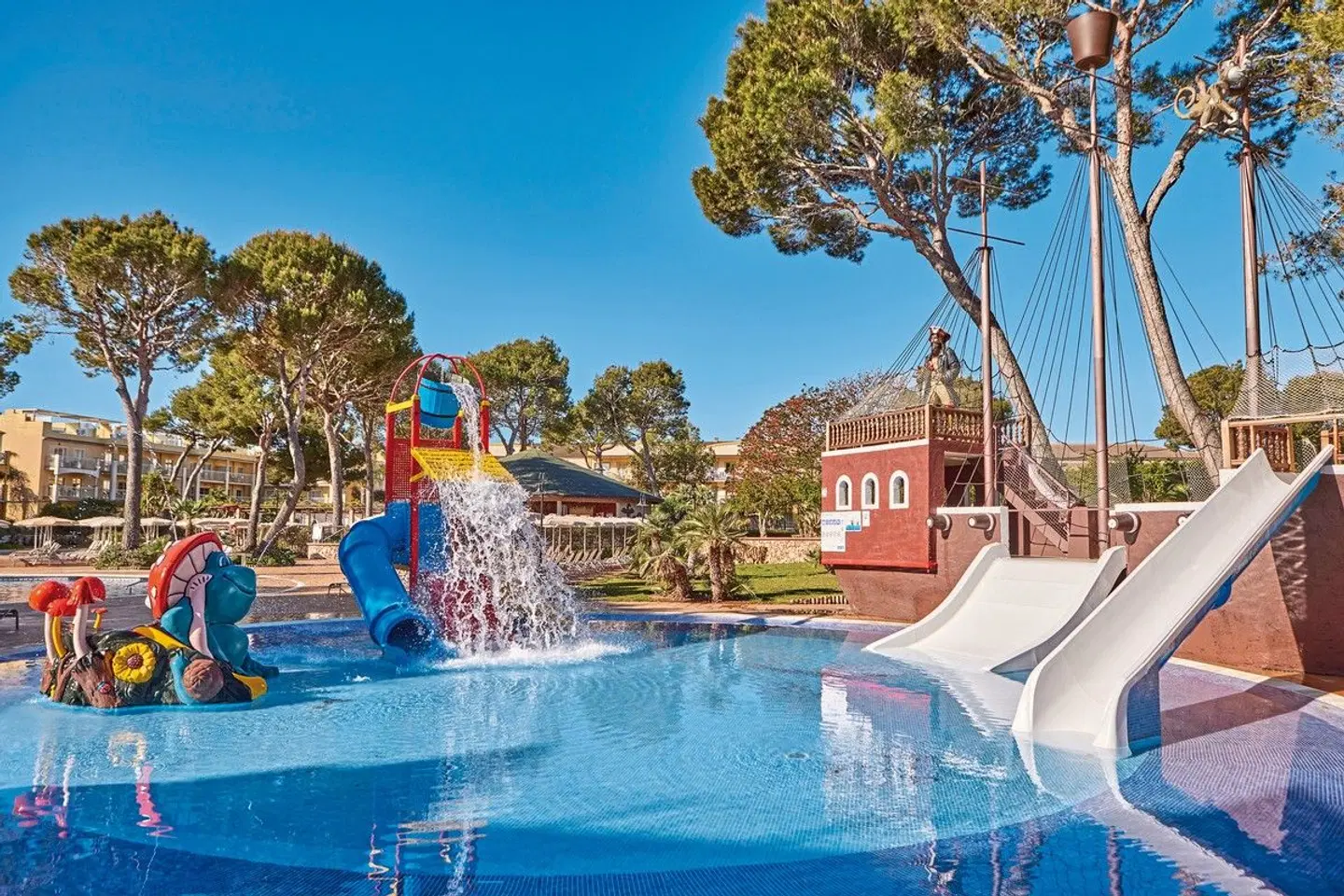 Zafiro Mallorca OUTDOOR_POOL