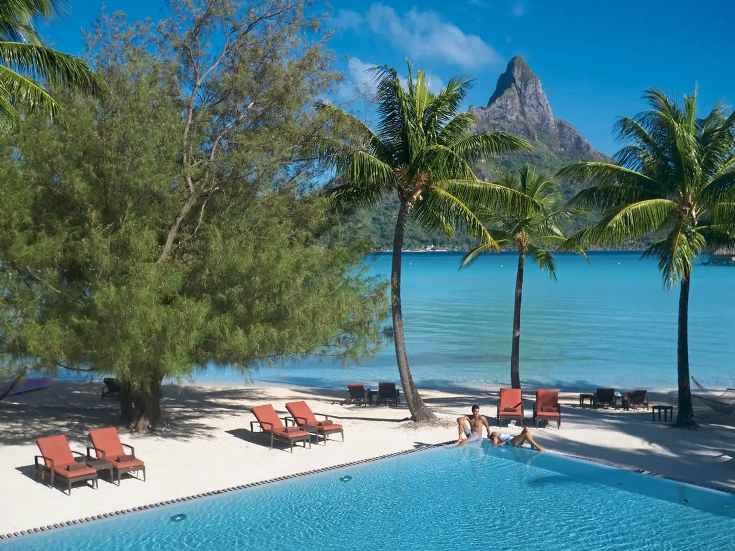 InterContinental Bora Bora Resort and Thalasso Spa OUTDOOR_POOL