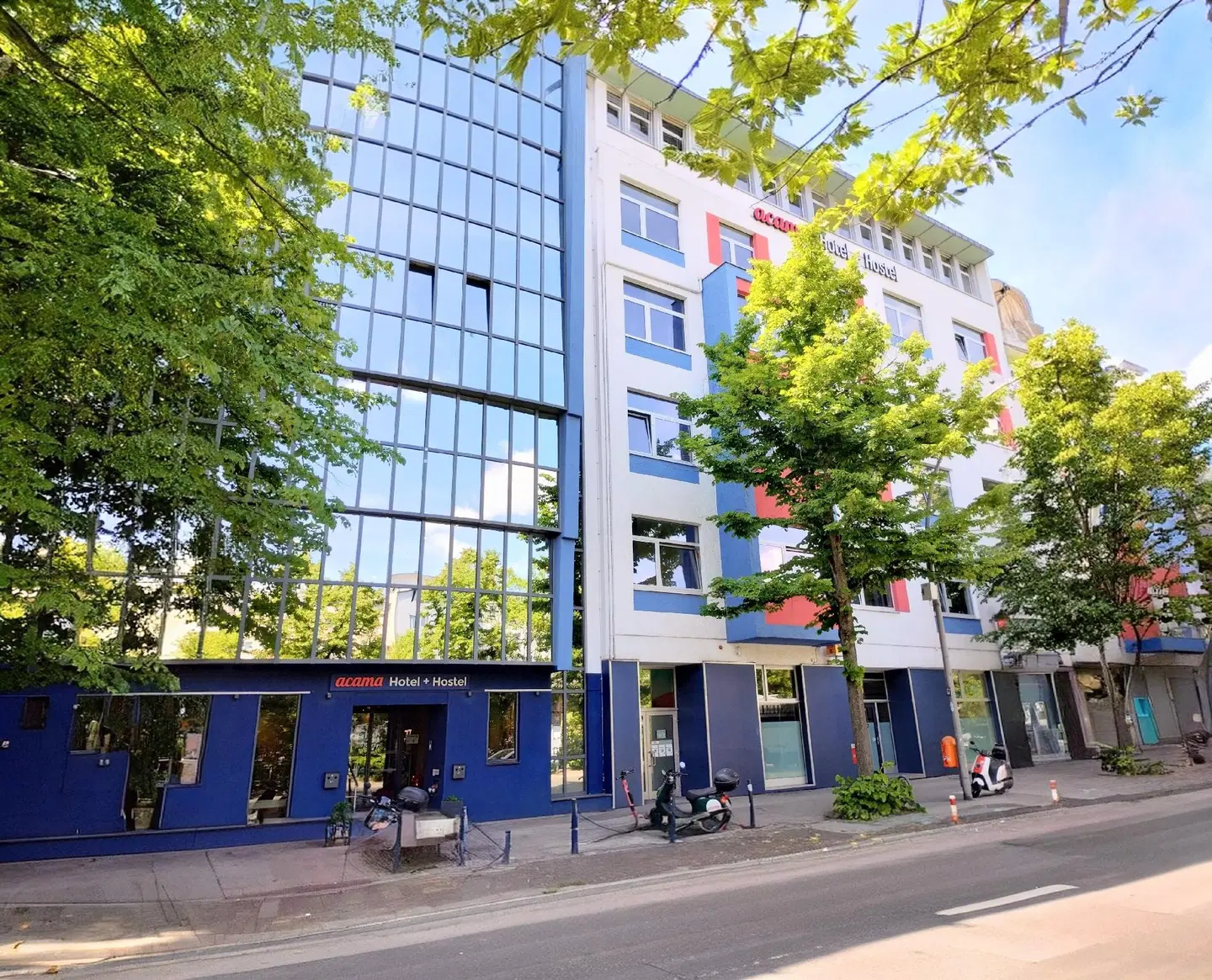 acama Kreuzberg Hotel + Hostel EXTERIOR
