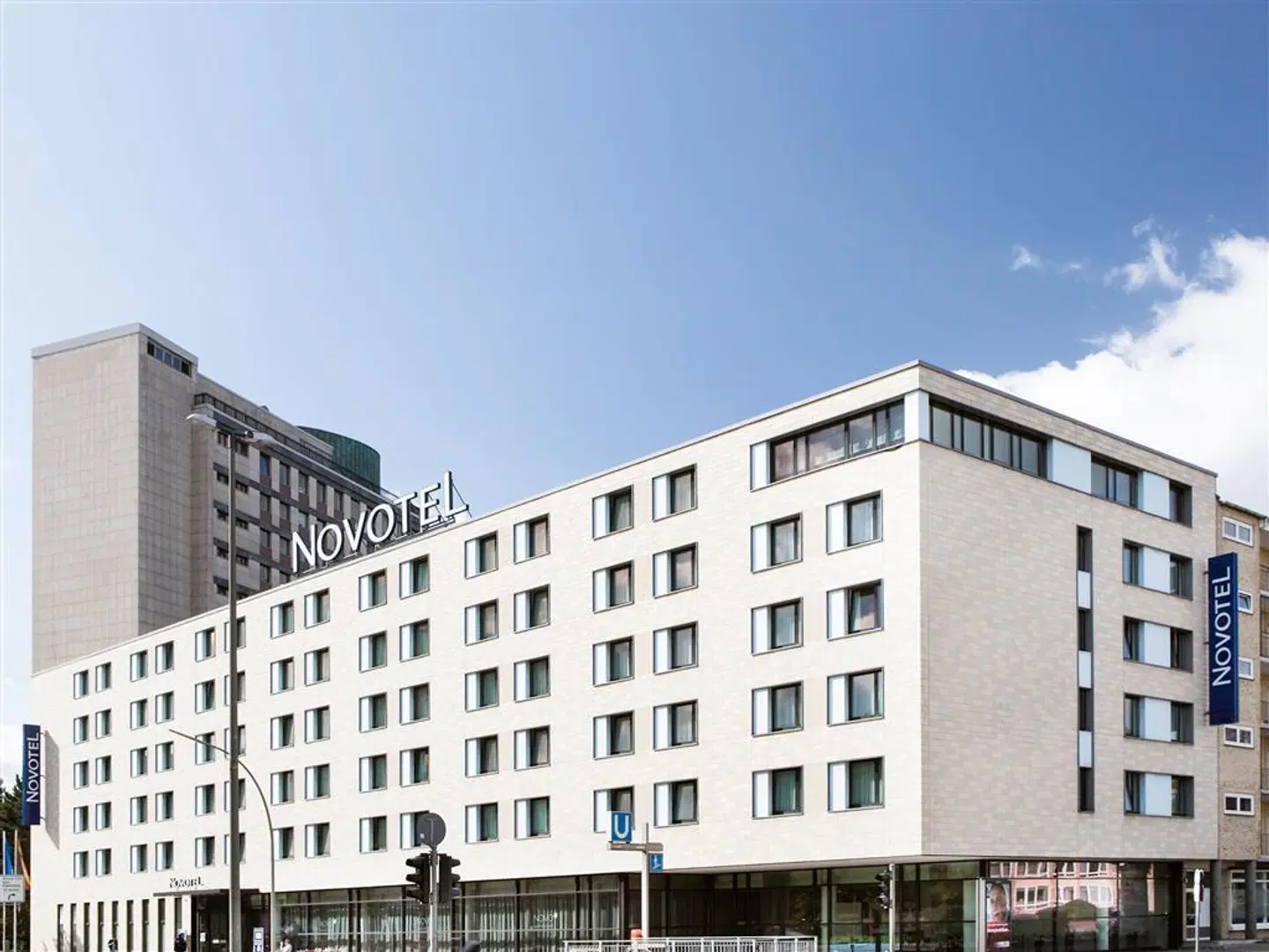 Novotel Hamburg City Alster Hotel EXTERIOR