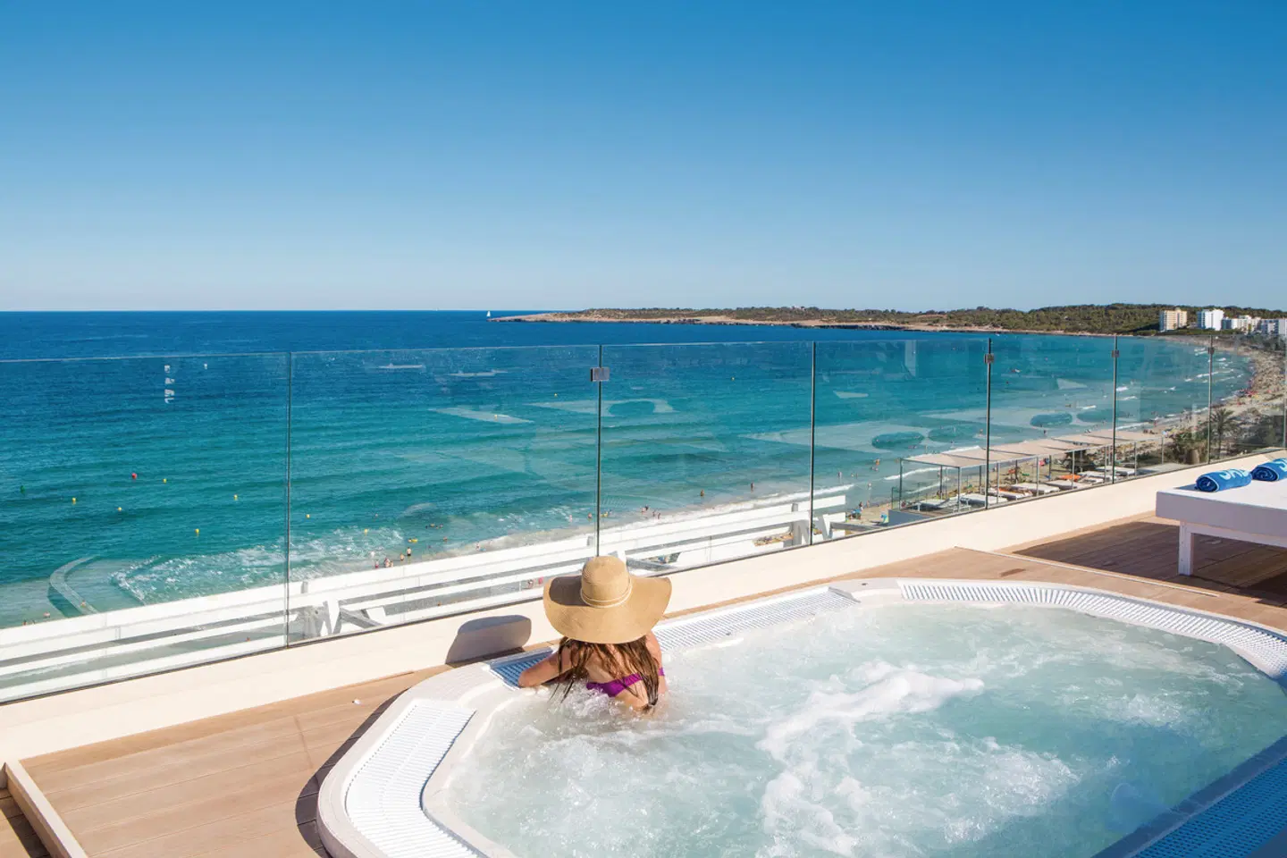Sabina Hotel & Suites HEALTH_BEAUTY