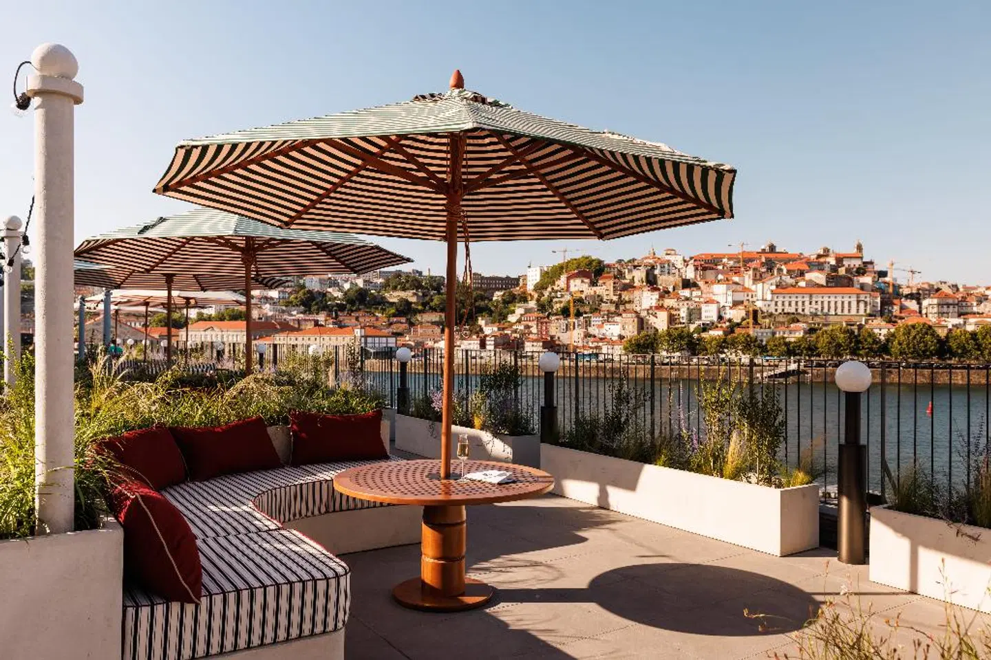 The Rebello Hotel & Spa - Small Luxury Hotels Of The World Terrasse