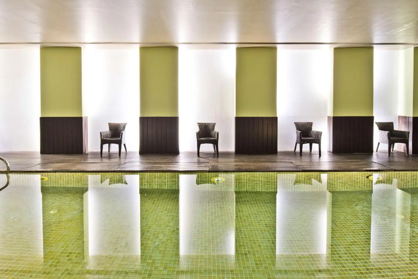 Golden Tulip Sao Joao Da Madeira Hotel Hallenbad
