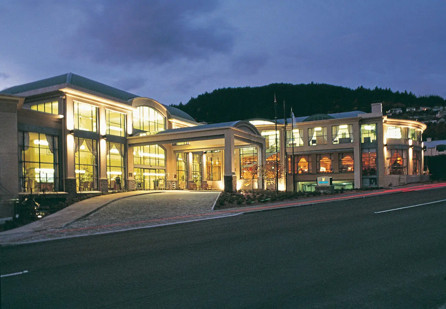 Millennium Queenstown EXTERIOR