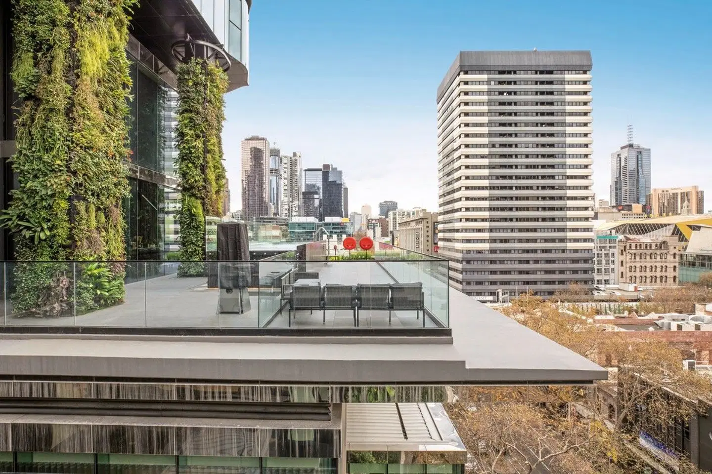 voco Melbourne Central EXTERIOR