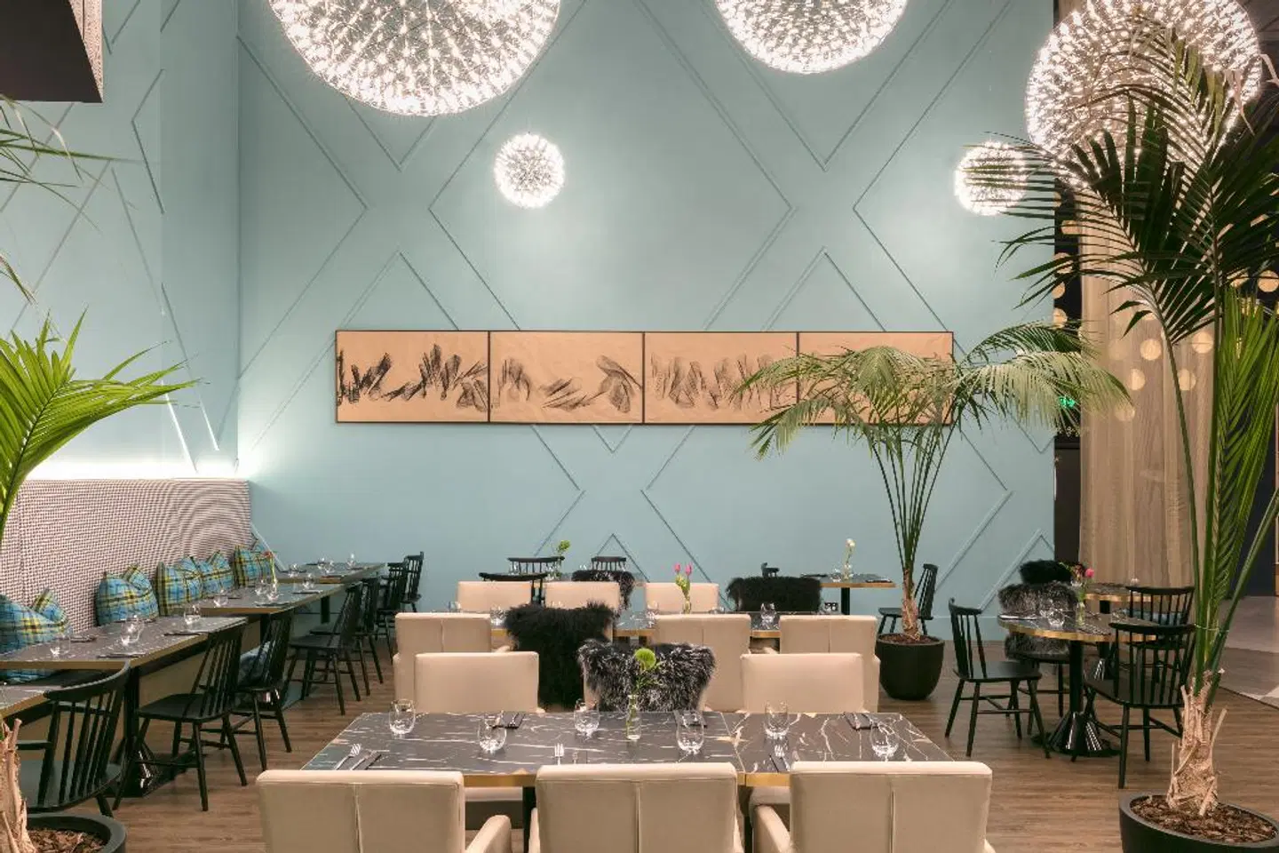 Naumi Auckland Airport Restaurant