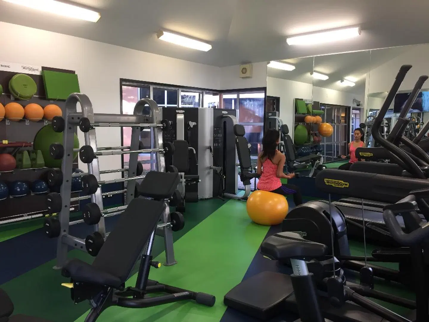 Naumi Auckland Airport SPORTS_AND_LEISURE