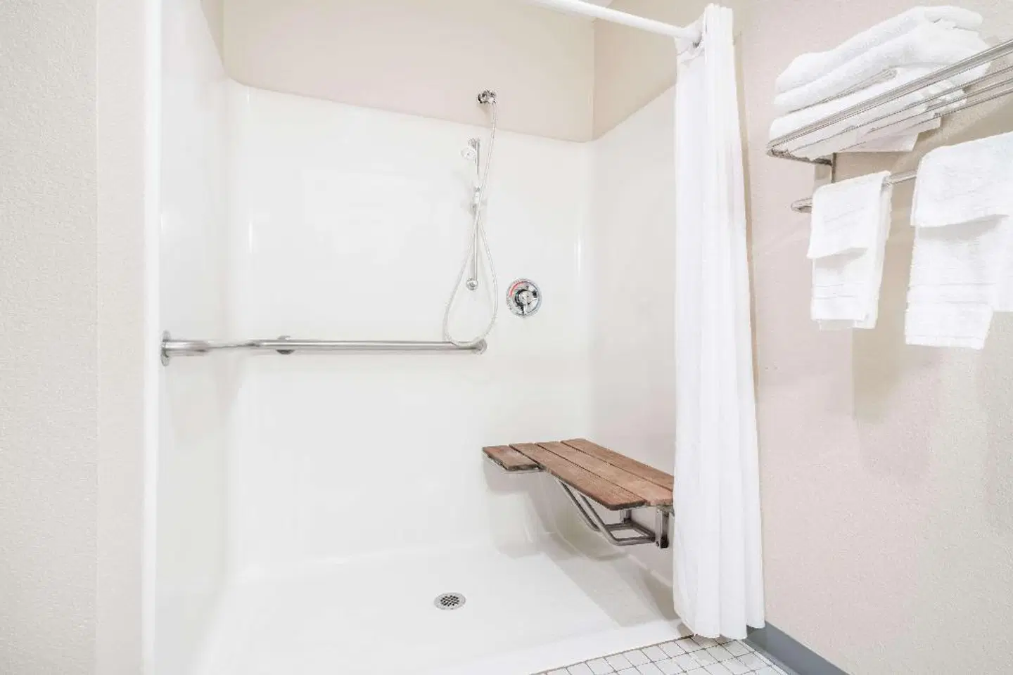 Days Inn by Wyndham Black River Falls HEALTH_BEAUTY